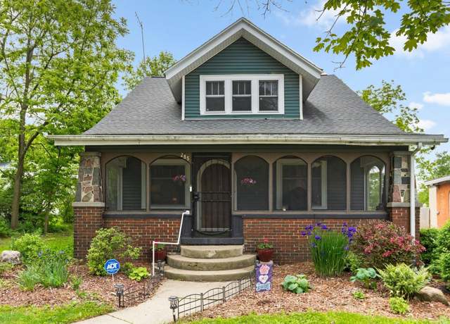 Property at 285 N Center St, Waterloo, IN 46793, 4 beds, 1.5 baths