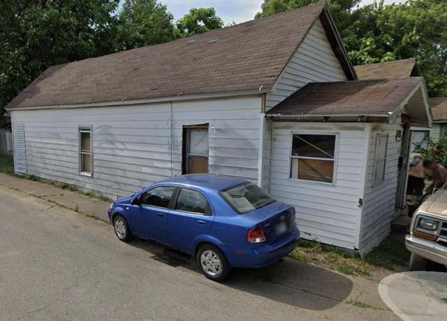 Property at 1302 N 20th St, Terre Haute, IN 47807, 1 bed, 1 bath
