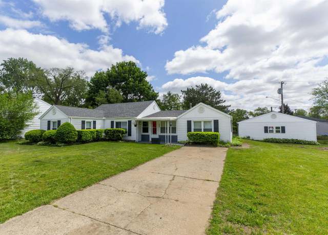 Property at 409 E Lowell Ave, Mishawaka, IN 46545, 3 beds, 1.5 baths