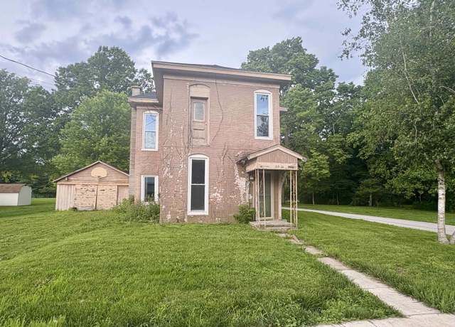 Property at 203 N Plank St, Rossville, IN 46065, 3 beds, 1.5 baths