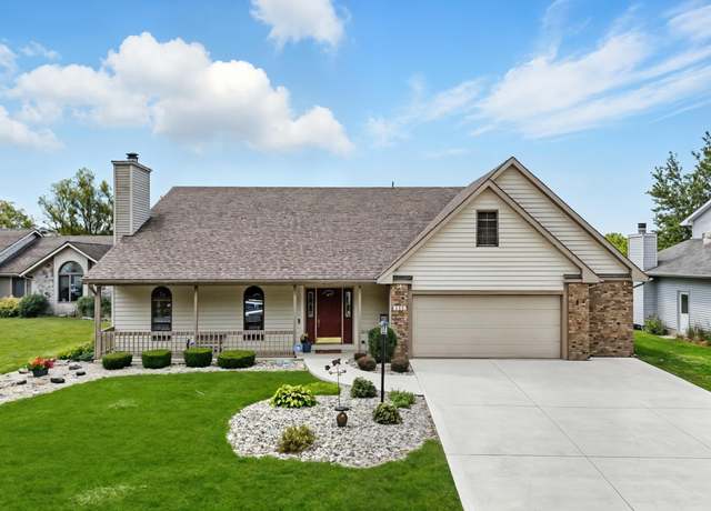 Property at 8131 Chapel Hill Pl, Fort Wayne, IN 46825, 3 beds, 2.5 baths