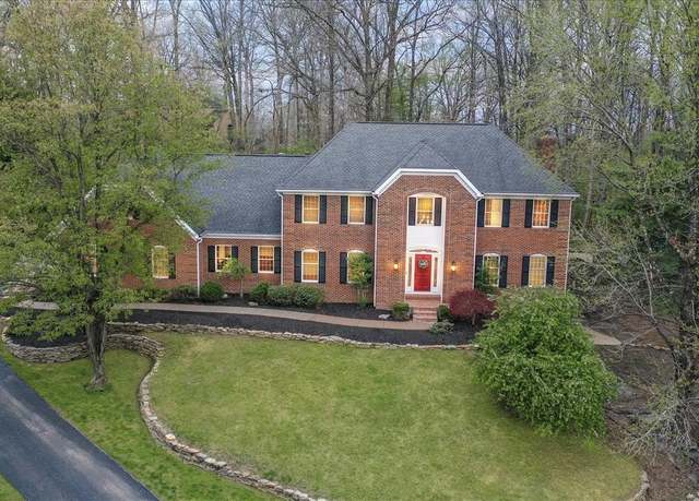 Property at 10540 Wilmington Dr, Evansville, IN 47725, 4 beds, 4.5 baths