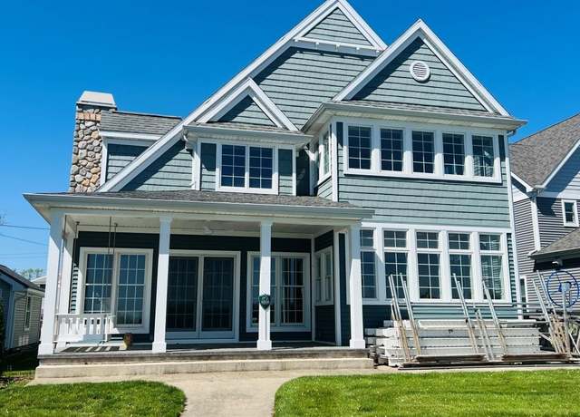 Property at 118 N Front St, Syracuse, IN 46567, 3 beds, 3 baths