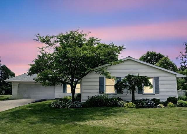 Property at 1504 Hillcrest St, North Manchester, IN 46962, 4 beds, 2 baths