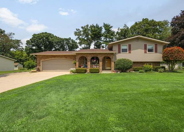 Property at 52526 Farmingdale Dr, Granger, IN 46530, 3 beds, 1.5 baths