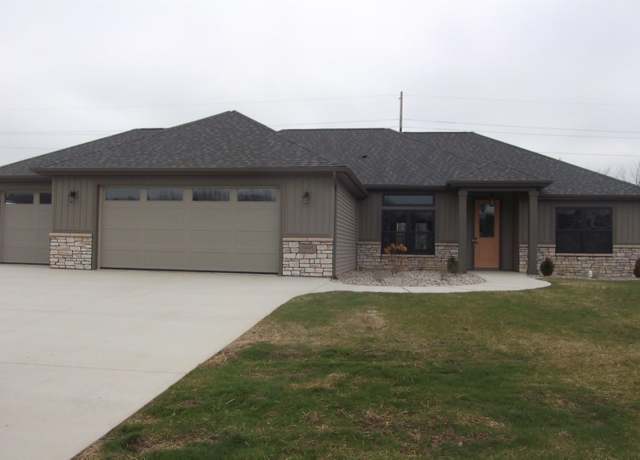 Property at 1995 Eastland Xing, Angola, IN 46703, 3 beds, 2 baths