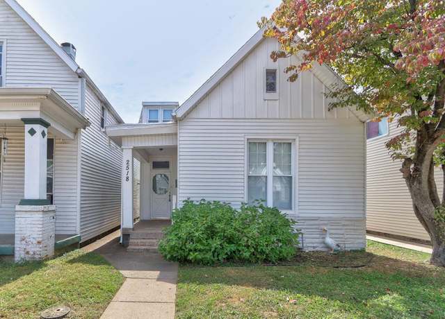 Property at 2518 W Illinois St, Evansville, IN 47712, 3 beds, 2.5 baths