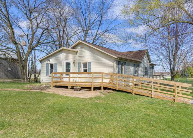 Property at 8763 E Backwater Rd, North Webster, IN 46555, 2 beds, 2 baths