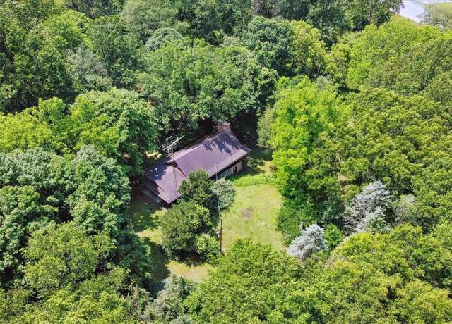 Property at 18124 County Road 14, Goshen, IN 46528, 2 beds, 1.5 baths