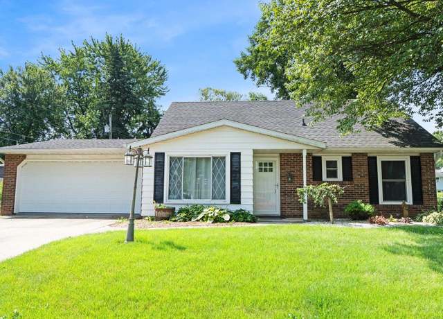 Property at 1740 Douglas Ln, New Haven, IN 46774, 4 beds, 2 baths