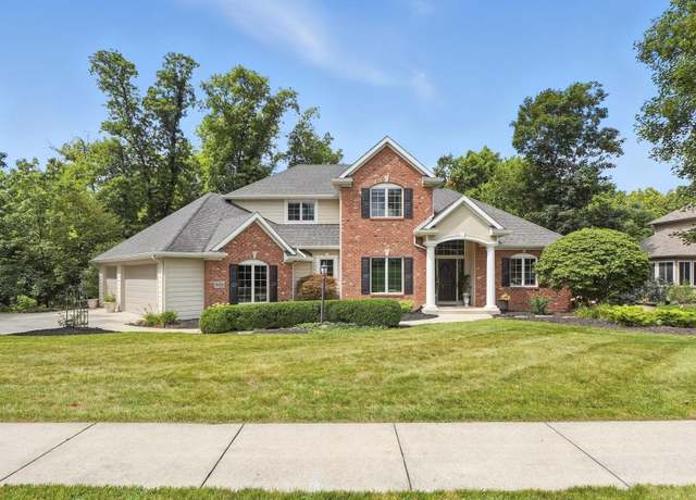 Property at 202 Royal Crest Dr, Fort Wayne, IN 46814, 5 beds, 3.5 baths