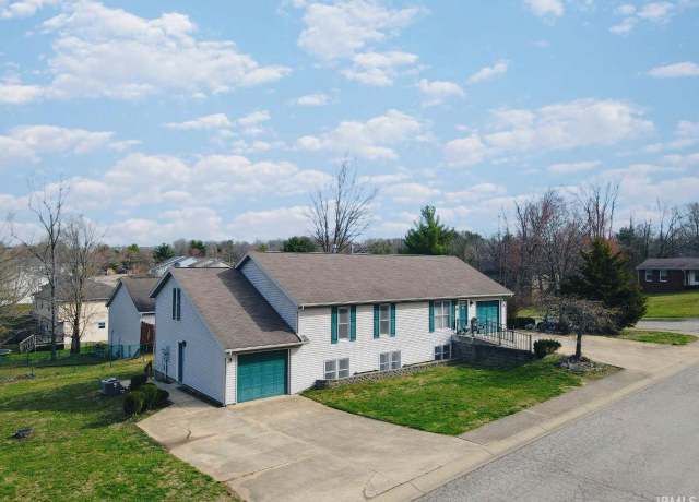 Property at 171-173 E Kennedy Ct, Bloomington, IN 47401, 6 beds, 4 baths