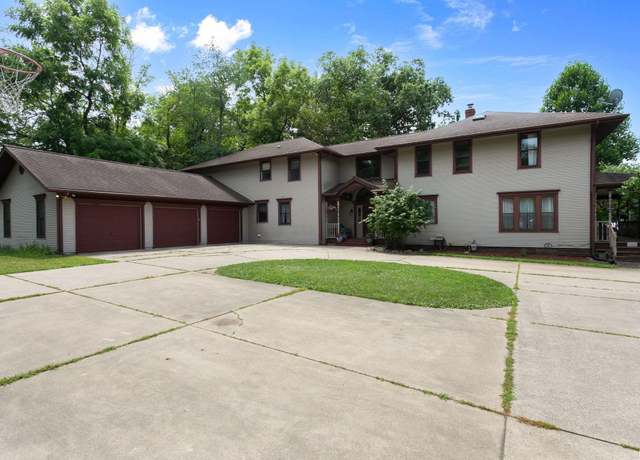 Property at 21066 State Road 120, Elkhart, IN 46516, 4 beds, 2.5 baths