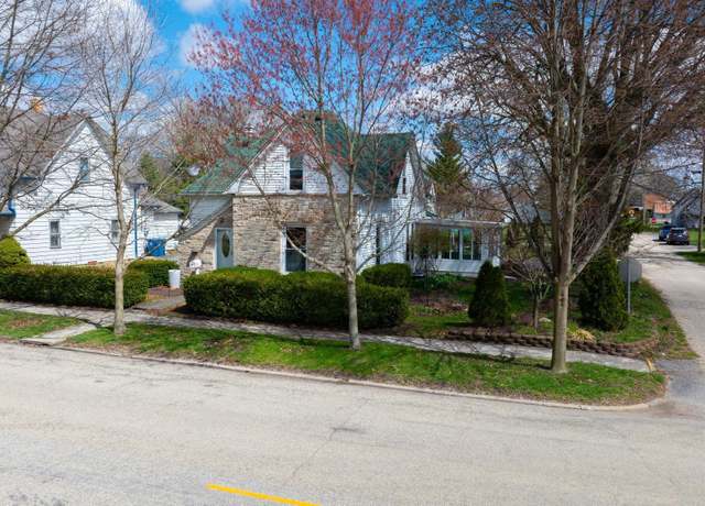 Property at 519 S Main St, Fairmount, IN 46928, 3 beds, 2 baths