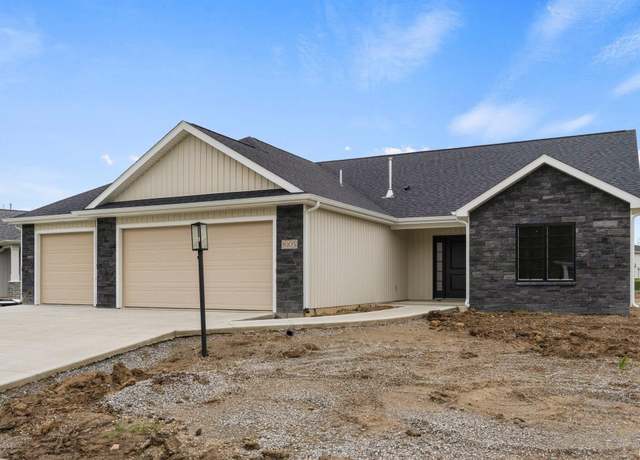 Property at 1005 Midnight Chase Grv, Fort Wayne, IN 46845, 3 beds, 2 baths