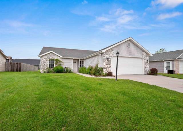 Property at 1313 Katherine St, Auburn, IN 46706, 3 beds, 2 baths