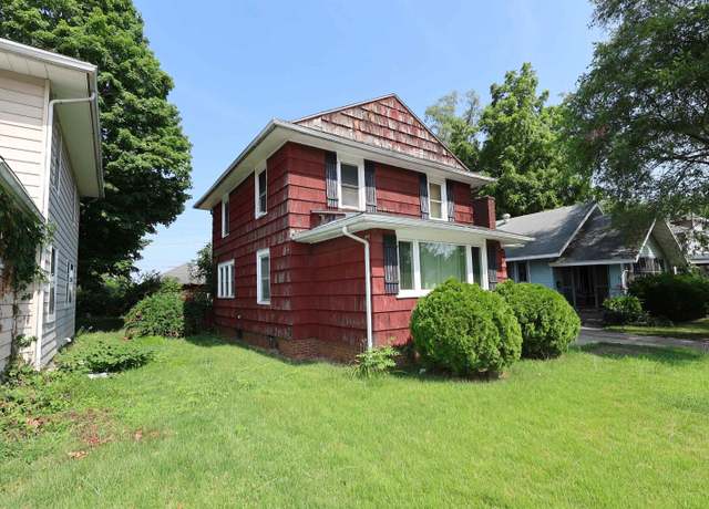 Property at 1221 Diamond Ave, South Bend, IN 46628, 2 beds, 1.5 baths
