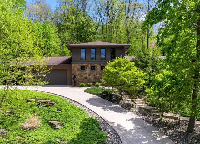 Property at 1166 Ridgedale Rd, South Bend, IN 46614, 3 beds, 3.5 baths