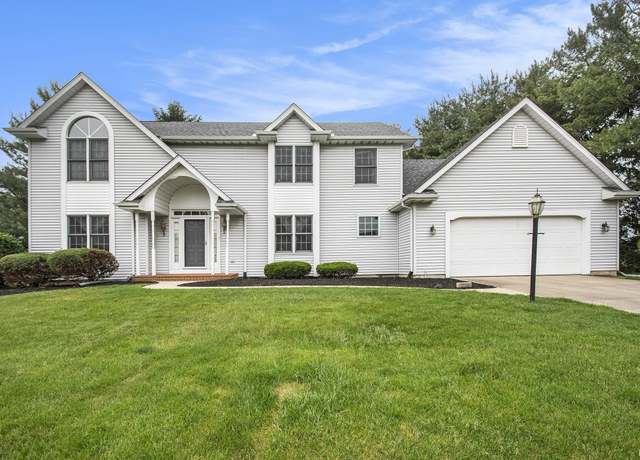 Property at 52206 Filbert Rd, Granger, IN 46530, 4 beds, 2.5 baths