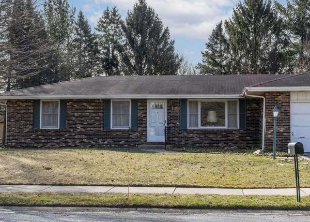 Property at 1906 Somersworth Dr, South Bend, IN 46614, 3 beds, 1.5 baths