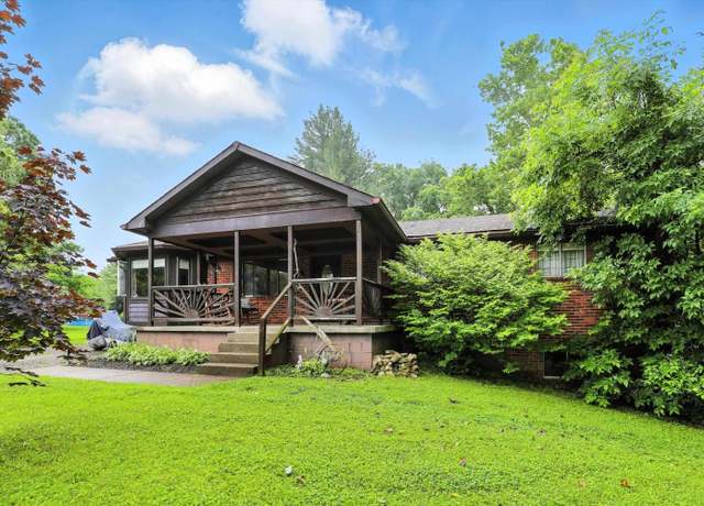 Property at 6655 Teeters Ln, Martinsville, IN 46151, 5 beds, 1 bath