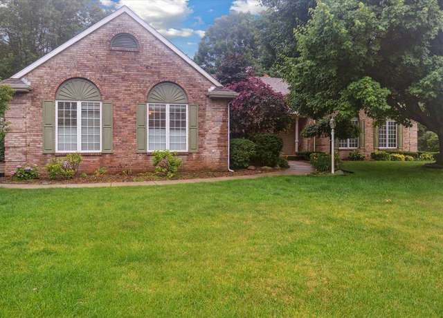 Property at 17107 Mayfair Ct, Granger, IN 46530, 3 beds, 3.5 baths