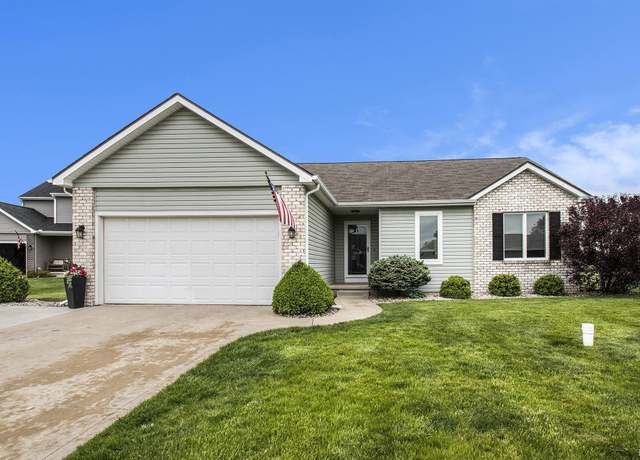 Property at 67195 Foxmoore Ct, Goshen, IN 46526, 4 beds, 3 baths