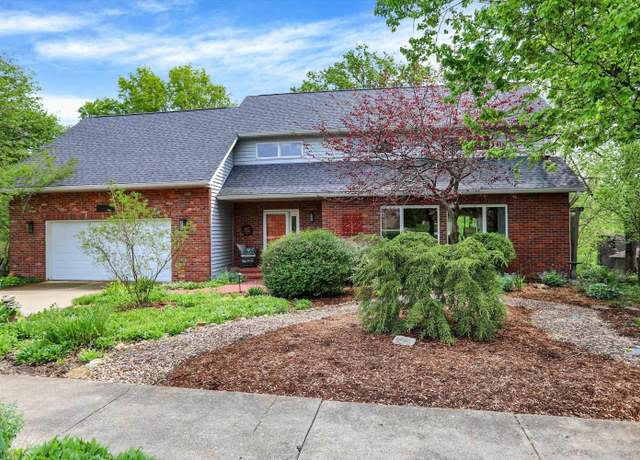 Property at 2910 E Winston St, Bloomington, IN 47401, 3 beds, 3.5 baths