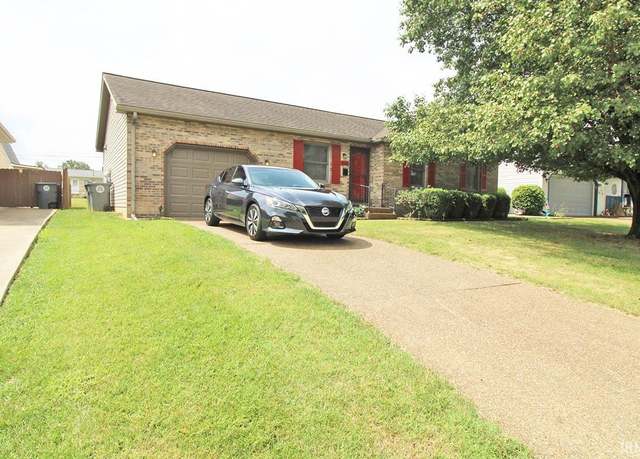 Property at 3625 Ridgeway Ave, Evansville, IN 47714, 3 beds, 2 baths