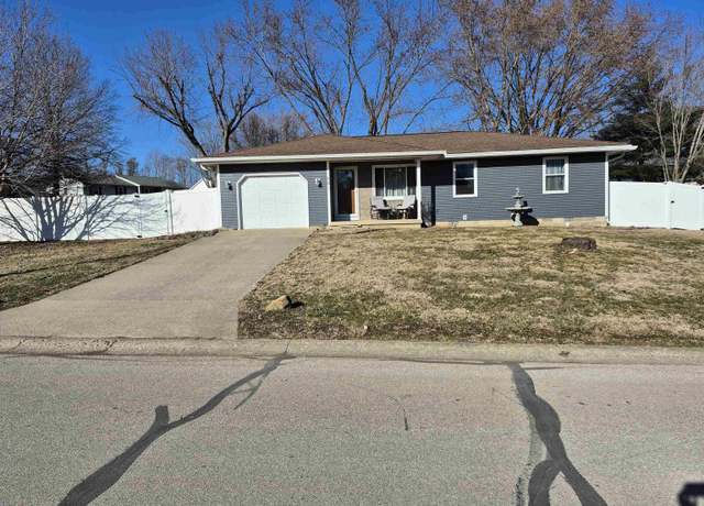 Property at 501 W Tecumesh Dr, Ellettsville, IN 47429, 3 beds, 1 bath