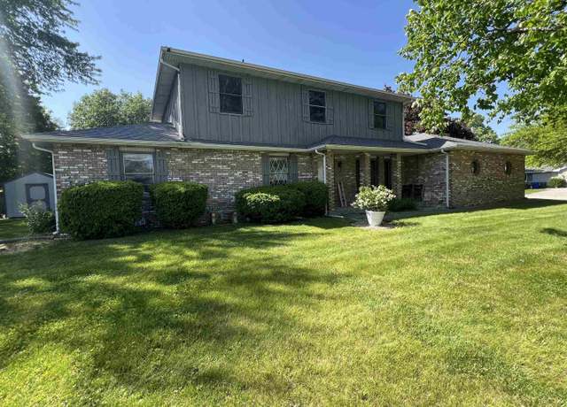 Property at 3613 Robin Dr, Kokomo, IN 46902, 4 beds, 3 baths
