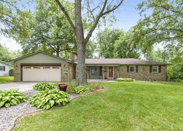 Property at 3617 Kirkfield Dr, Fort Wayne, IN 46815, 3 beds, 2 baths