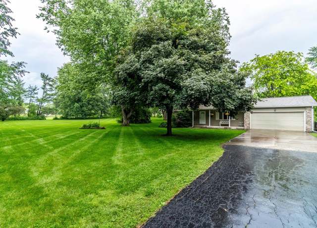 Property at 9246 Fritz Rd, Fort Wayne, IN 46818, 3 beds, 2 baths