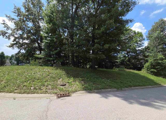 Property at 8206 Bucks Ln, Evansville, IN 47710