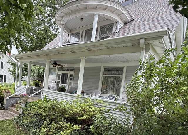 Property at 217 S 9th St, Vincennes, IN 47591, 3 beds, 2 baths