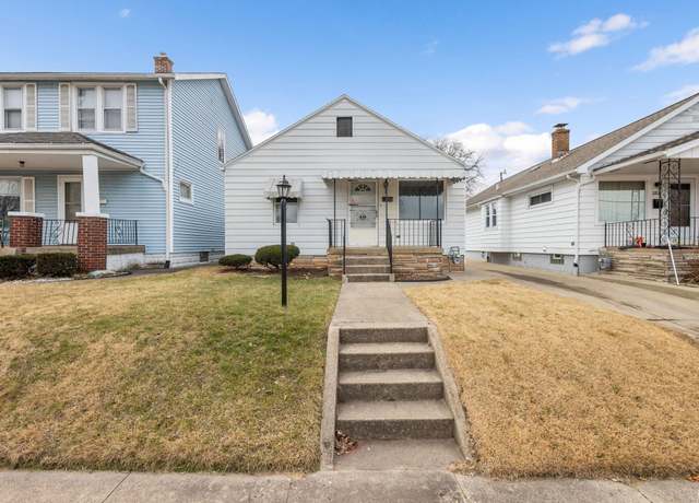 Property at 2205 Franklin St, South Bend, IN 46613, 2 beds, 1 bath
