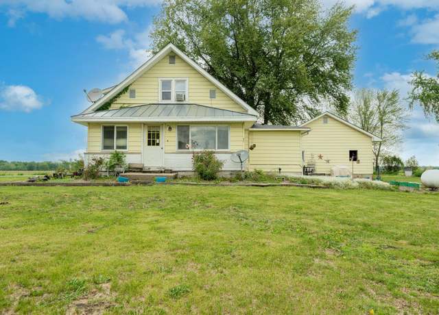 Property at 5026 N 450 W, Royal Center, IN 46978, 3 beds, 2 baths