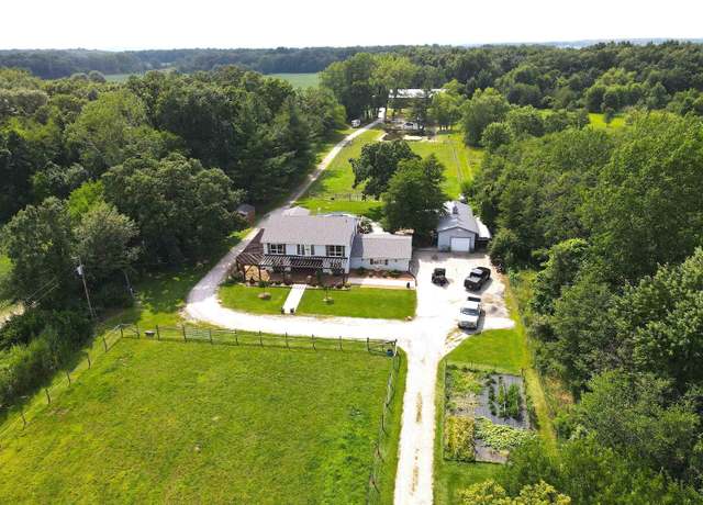 Property at 13226 County Line Rd, Crown Point, IN 46307, 4 beds, 3 baths