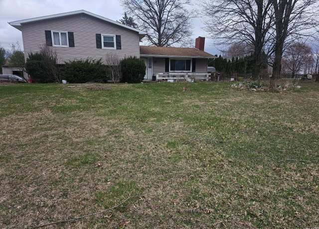 Property at 13548 3rd Rd, Plymouth, IN 46563, 4 beds, 2.5 baths