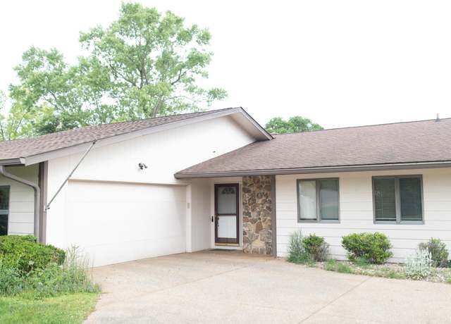 Property at 604 W Soutar Dr, Bloomington, IN 47403, 3 beds, 2 baths