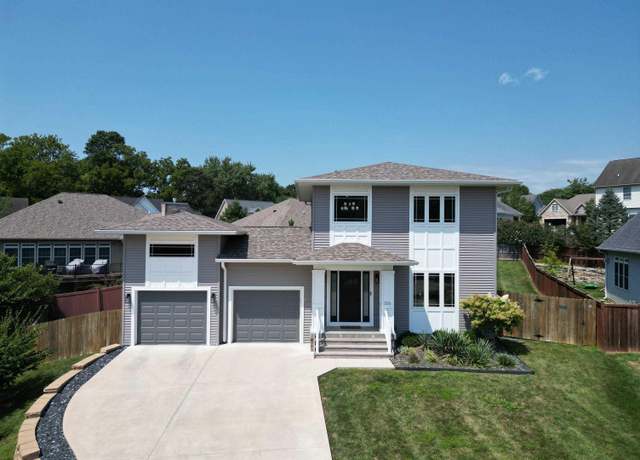 Property at 1536 S Coleman Ct, Bloomington, IN 47401, 3 beds, 2.5 baths