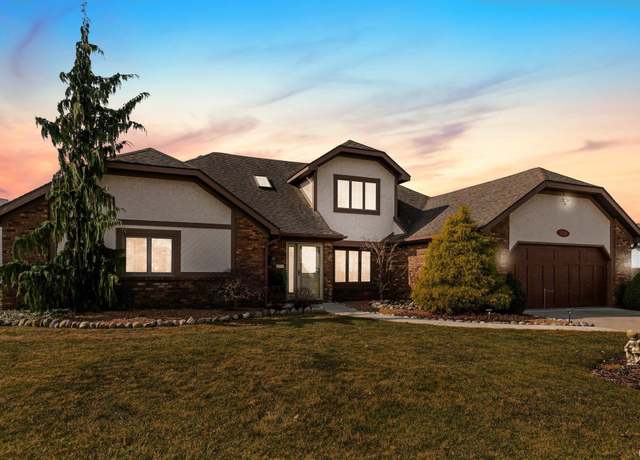 Property at 11735 Millstone Dr, Fort Wayne, IN 46818, 4 beds, 3 baths