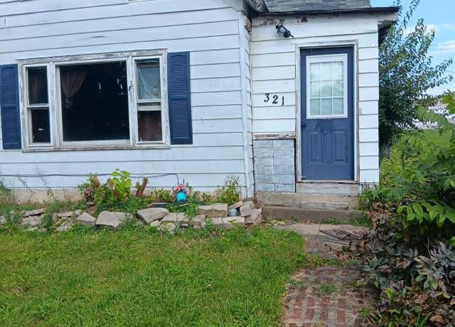 Property at 321 N Chicago Ave, Brazil, IN 47834, 4 beds, 1 bath