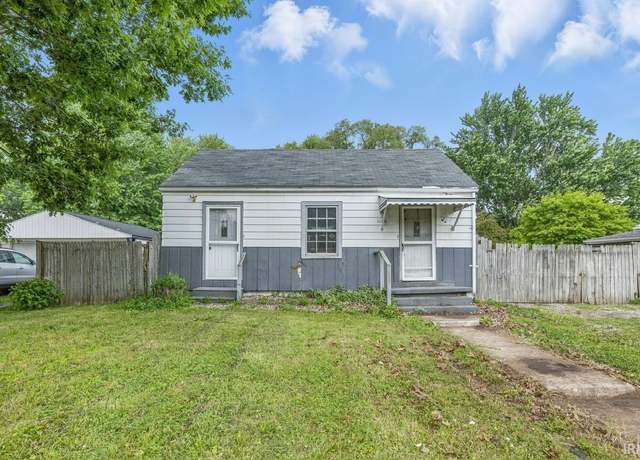 Property at 1008 E Spraker St, Kokomo, IN 46901, 3 beds, 1.5 baths
