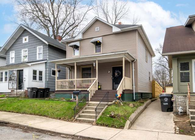 Property at 1221 W Wildwood Ave, Fort Wayne, IN 46807, 3 beds, 1 bath