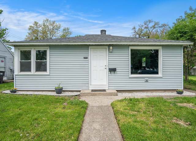 Property at 2043 Frances Ave, Elkhart, IN 46516, 3 beds, 1 bath