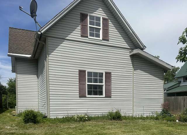 Property at 1227 S Main St, Kokomo, IN 46902, 3 beds, 2 baths
