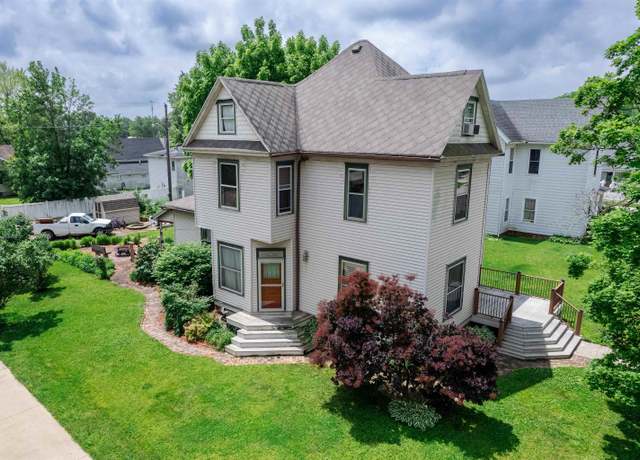 Property at 306 E Wabash St, Converse, IN 46919, 4 beds, 1 bath