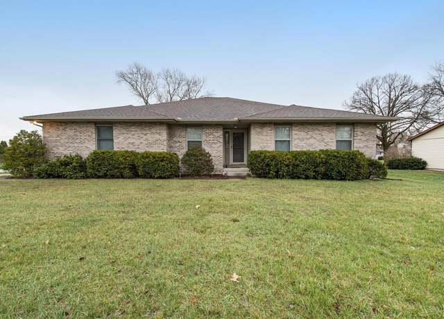 Property at 23480 Parkwood Pl, Elkhart, IN 46516, 3 beds, 3.5 baths