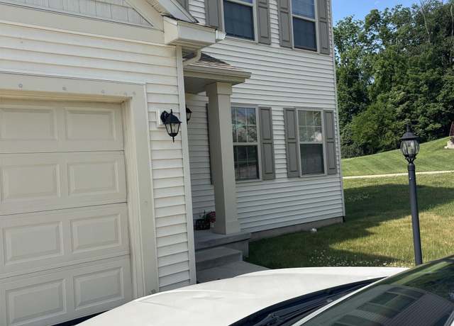 Property at 25684 Rolling Hills Dr, South Bend, IN 46628, 4 beds, 2.5 baths